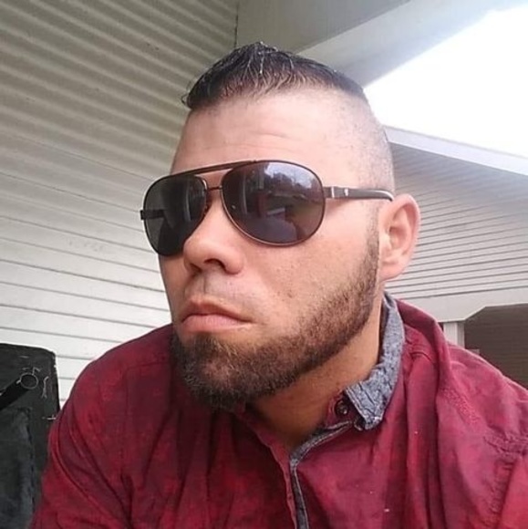 Meet your Posher, Chris - Picture 1 of 1